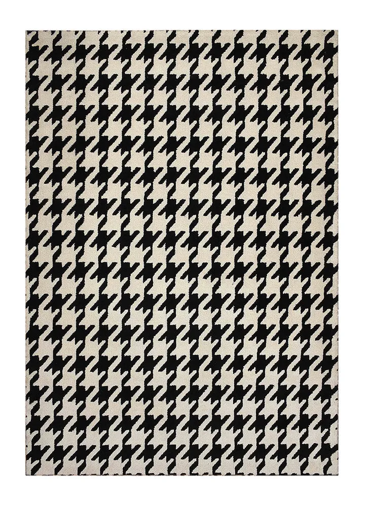Classic Black and White Houndstooth