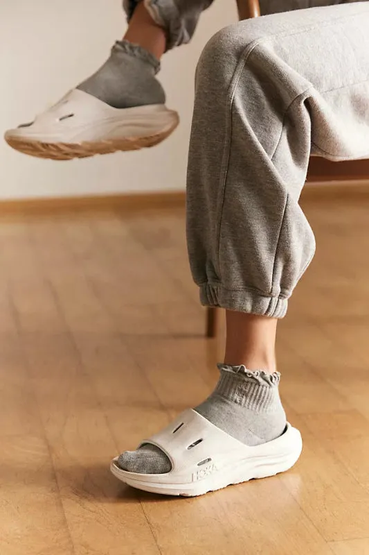Classic Ruffle Socks
