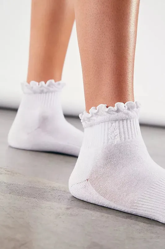 Classic Ruffle Socks
